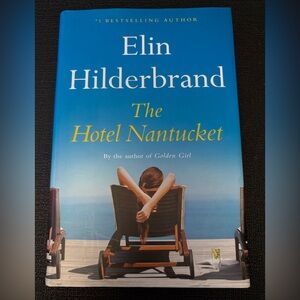 Hotel Nantucket (Hardcover) by Elin Hilderbrand